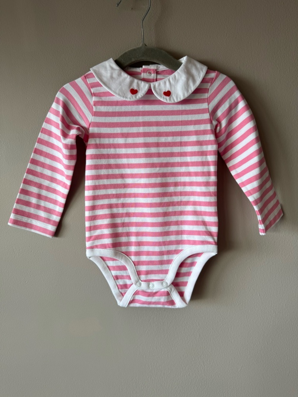 Jacadi Paris NWOT Striped Heart Embroidered Peter Pan Collar Bodysuit 12 months